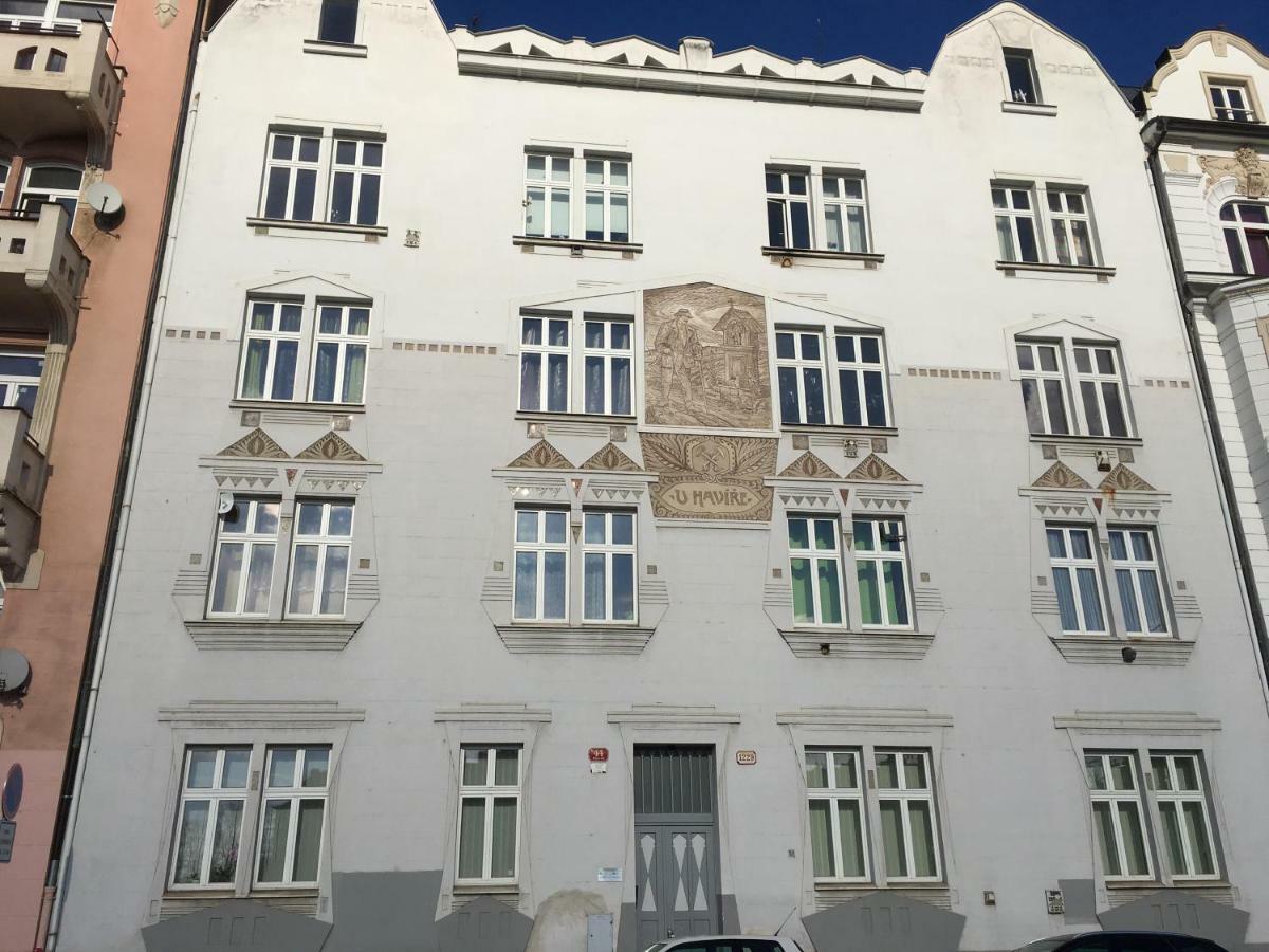 Apartsee Halkova Plzen Exterior photo